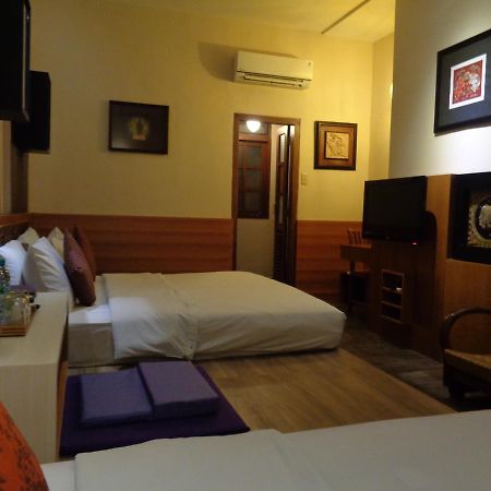 Dhanesvara Holistic Unique Homestay Wonotjolo Extérieur photo