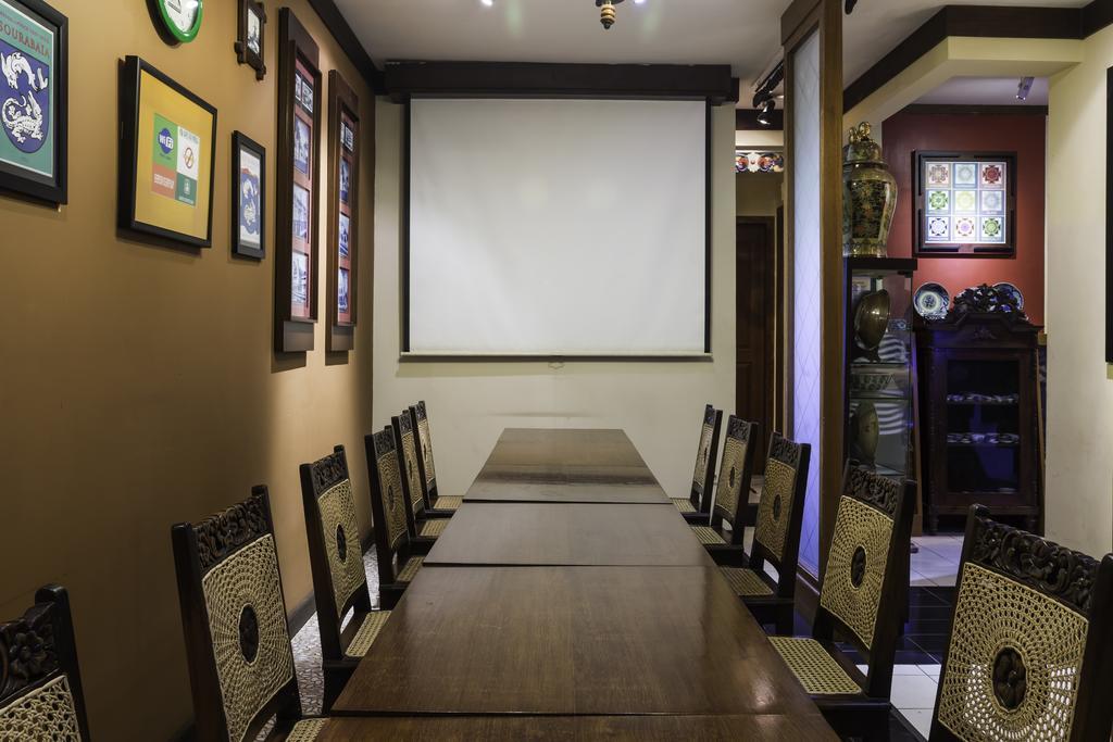 Dhanesvara Holistic Unique Homestay Wonotjolo Extérieur photo