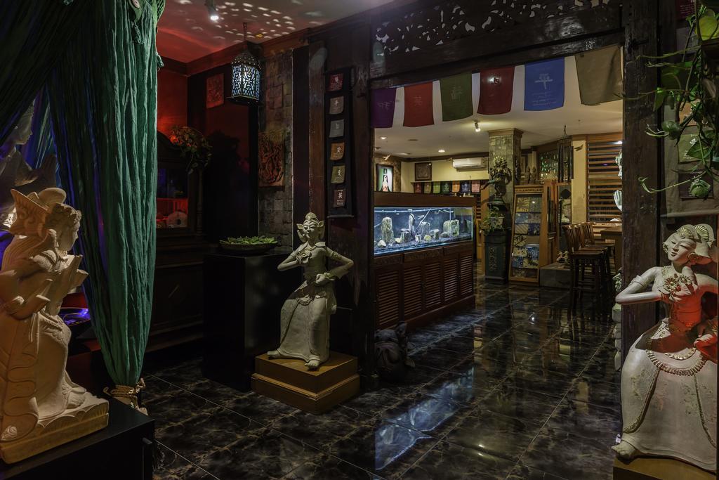 Dhanesvara Holistic Unique Homestay Wonotjolo Extérieur photo