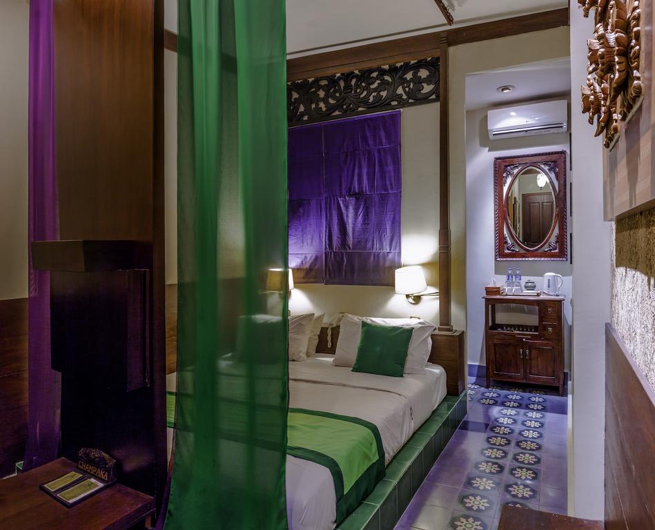 Dhanesvara Holistic Unique Homestay Wonotjolo Extérieur photo