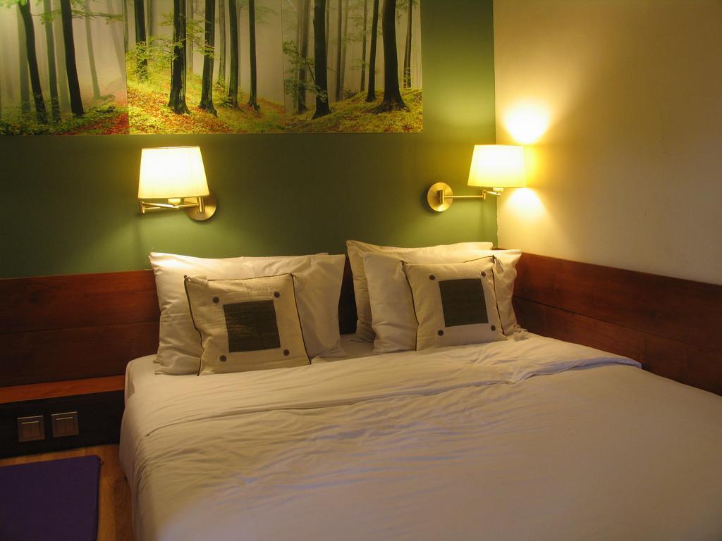 Dhanesvara Holistic Unique Homestay Wonotjolo Chambre photo