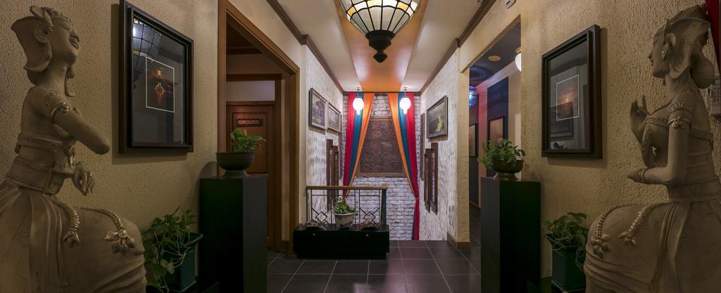 Dhanesvara Holistic Unique Homestay Wonotjolo Extérieur photo