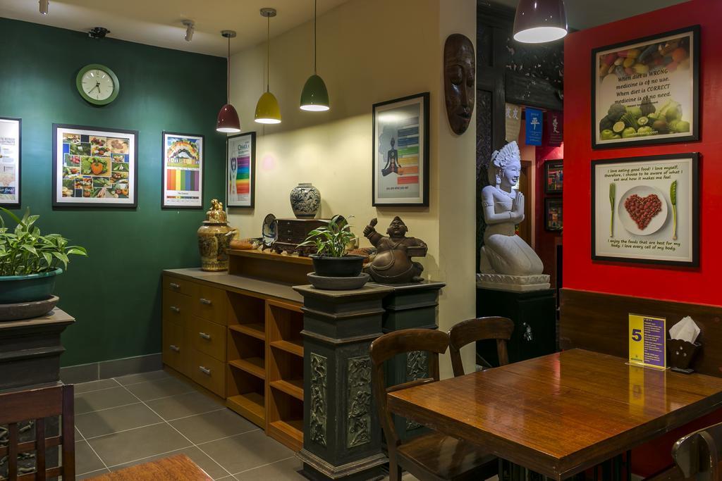 Dhanesvara Holistic Unique Homestay Wonotjolo Extérieur photo
