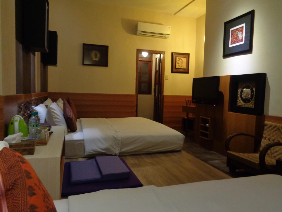 Dhanesvara Holistic Unique Homestay Wonotjolo Extérieur photo