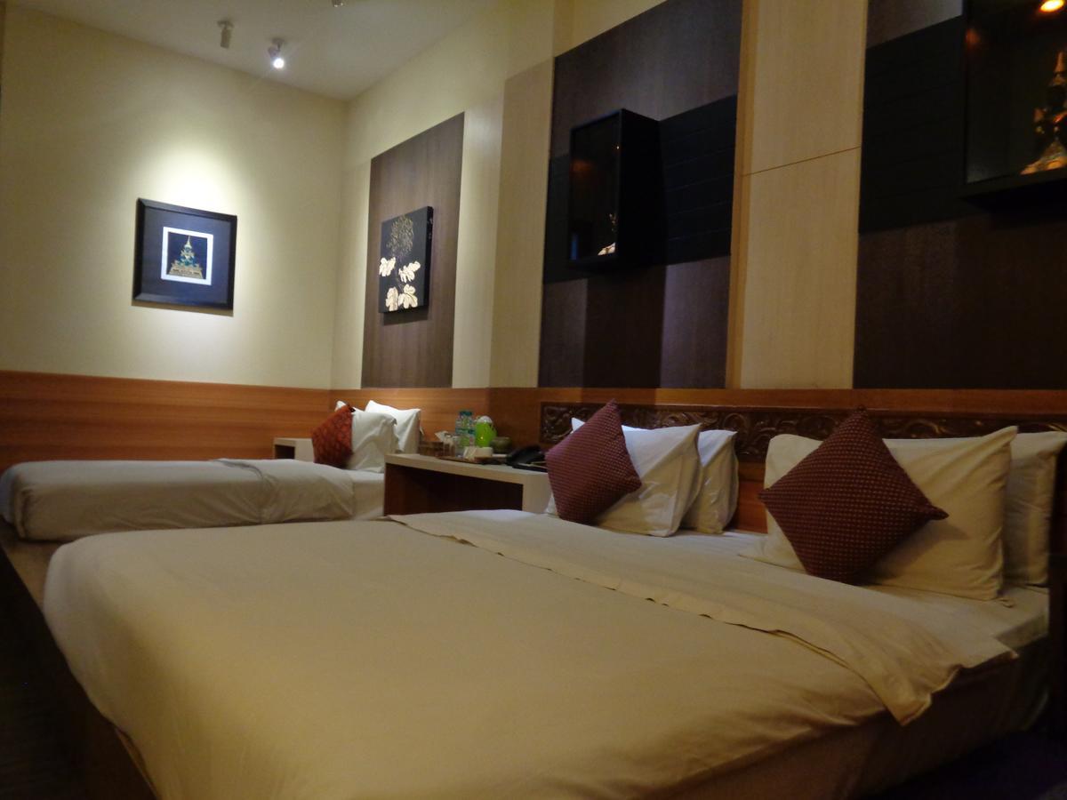 Dhanesvara Holistic Unique Homestay Wonotjolo Extérieur photo