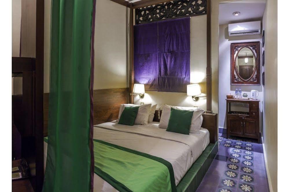 Dhanesvara Holistic Unique Homestay Wonotjolo Extérieur photo