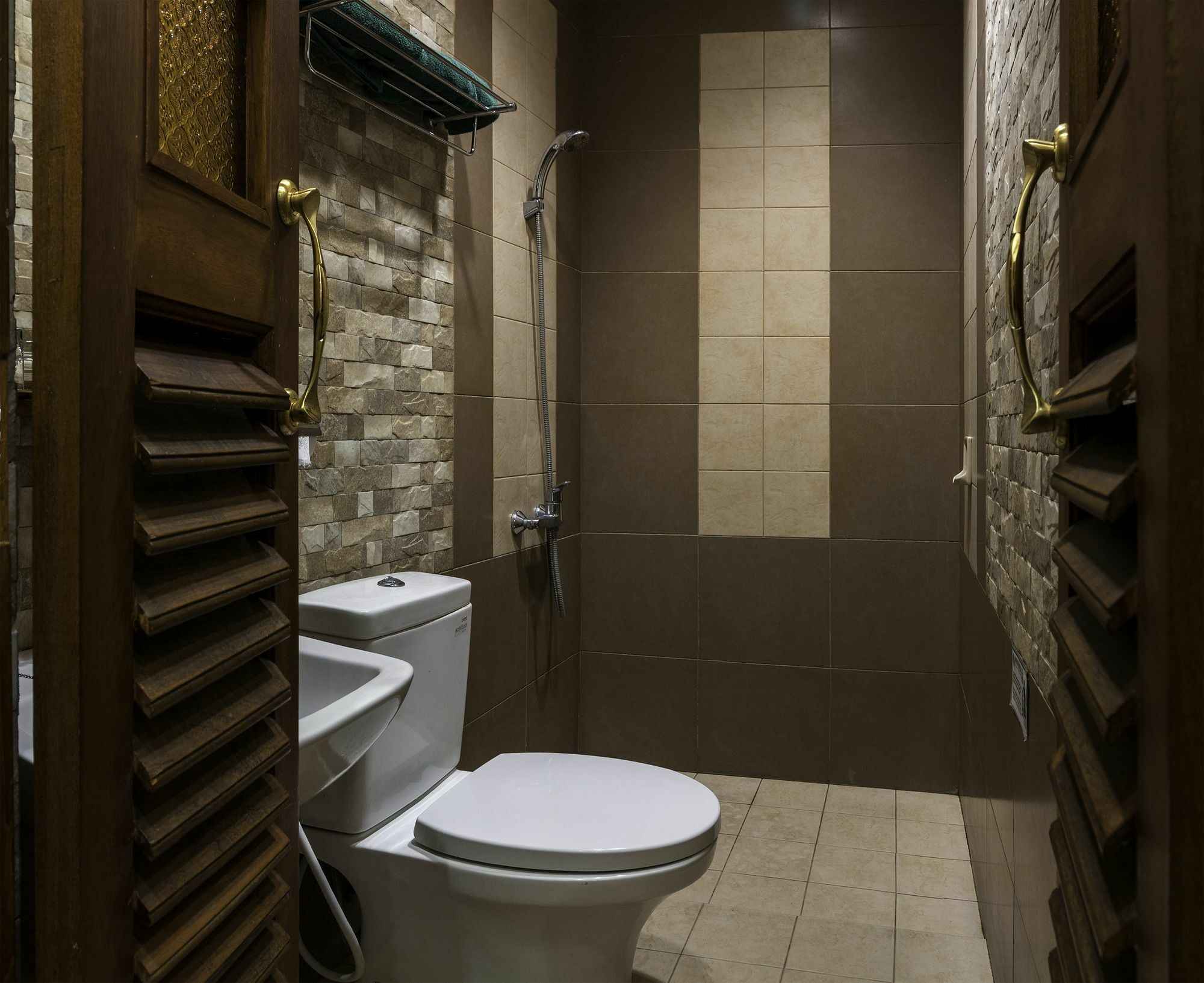 Dhanesvara Holistic Unique Homestay Wonotjolo Extérieur photo